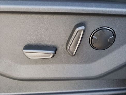 New 2026 Ford Expedition Active image 18