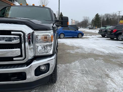 Used 2015 Ford F250 XLT w/ XLT Value Package image 4