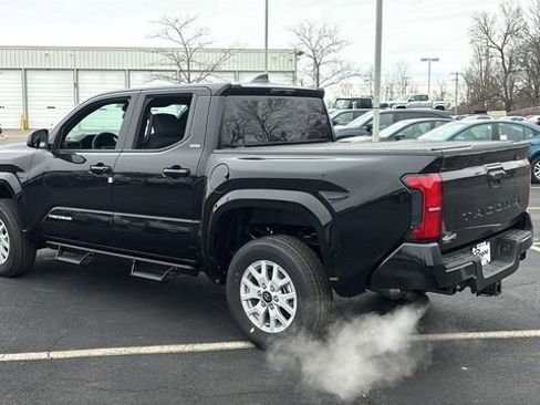 New 2026 Toyota Tacoma SR5 image 6