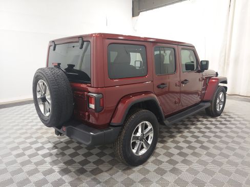 Used 2021 Jeep Wrangler Unlimited Sahara w/ Uconnect 4C Nav & Sound Group AWD/4WD image 3