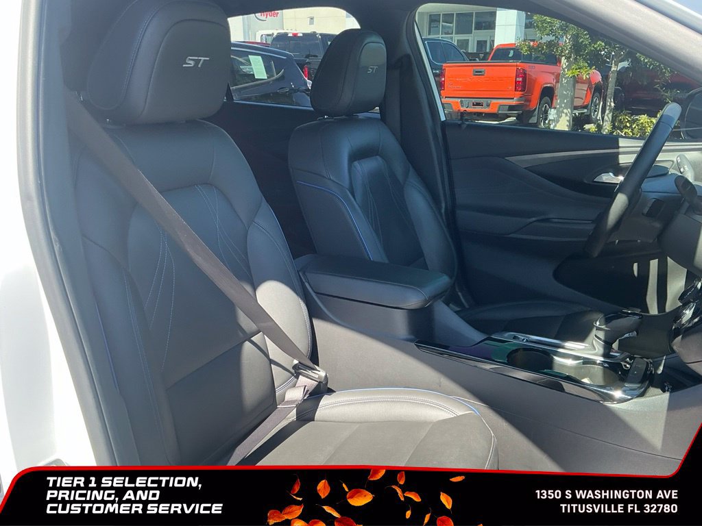 Used 2024 Buick Envista Sport Touring w/ Convenience II Package FWD image 13