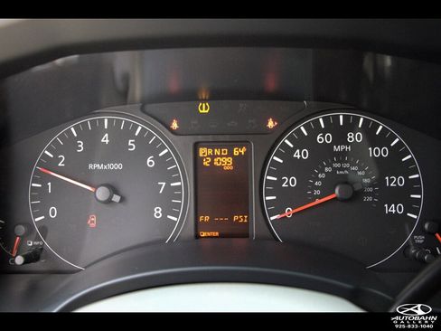 Used 2020 Nissan NV 2500 S RWD image 11