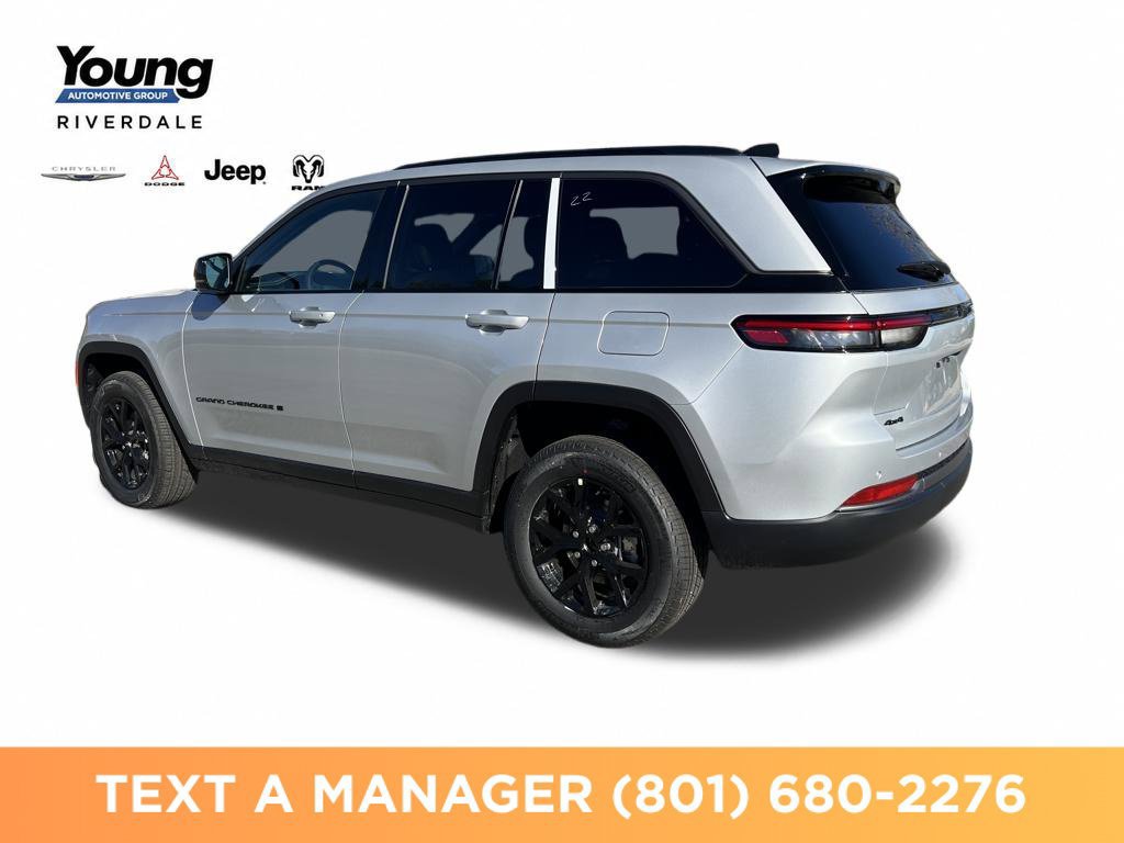 New 2026 Jeep Grand Cherokee Altitude AWD/4WD image 3
