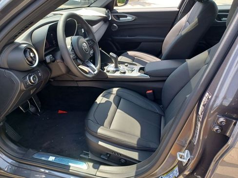 Used 2024 Alfa Romeo Giulia Ti image 20