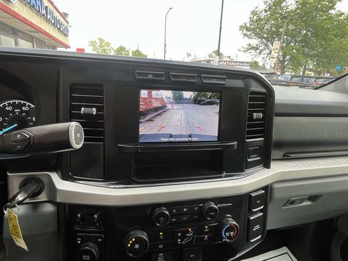 Used 2024 Ford F350 XLT AWD/4WD image 16