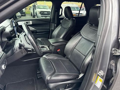 Used 2021 Ford Explorer ST w/ Equipment Group 401A AWD/4WD image 13