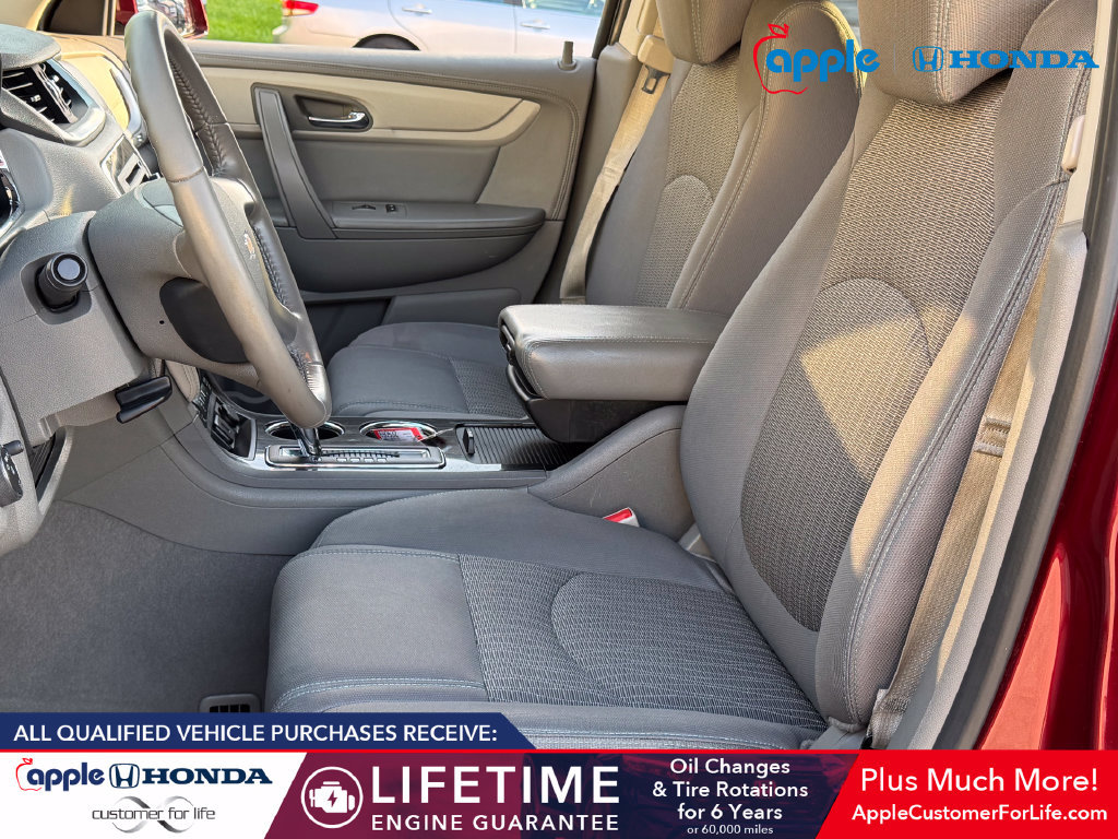 Used 2016 Chevrolet Traverse LT FWD image 6