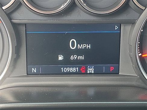 Certified 2021 Chevrolet Silverado 1500 Custom Trail Boss w/ Safety Confidence Package image 12