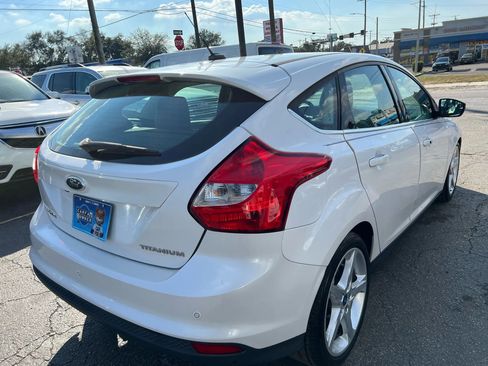 Used 2012 Ford Focus Titanium image 5
