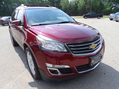 Used 2017 Chevrolet Traverse AWD LT w/ True North Edition image 5