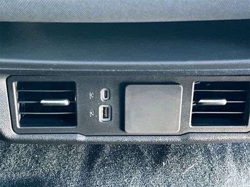 New 2025 Chevrolet Silverado 2500 Custom w/ Custom Value Package image 21