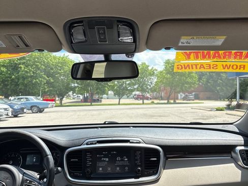 Used 2017 Kia Sorento EX image 14