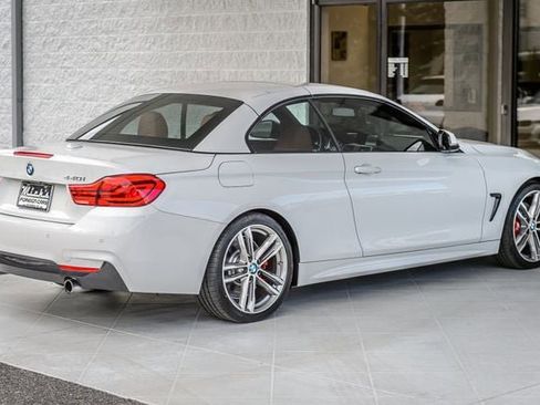 Used 2018 BMW 440i Convertible image 14