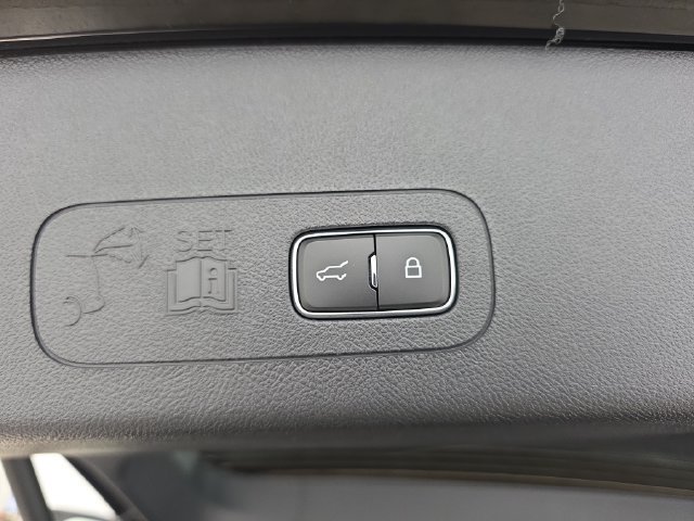 New 2027 Lincoln Aviator Reserve w/ Jet Appearance Package AWD/4WD image 33