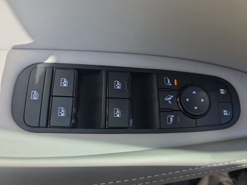 New 2027 INFINITI QX60 Luxe w/ Cargo Package FWD image 27