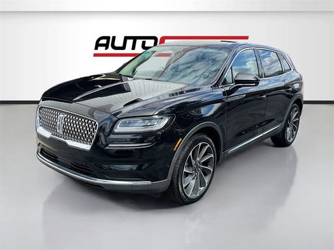 Used 2023 Lincoln Nautilus Reserve w/ Equipment Group 201A image 3