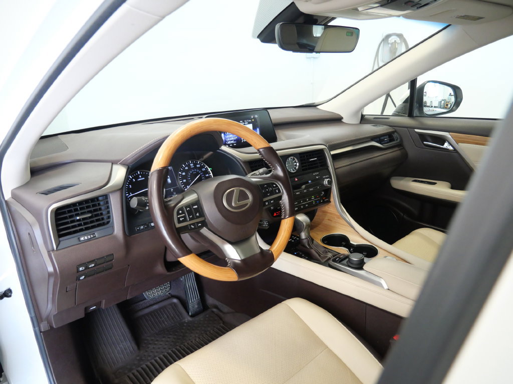 Used 2018 Lexus RX 350L AWD w/ Premium Package image 13