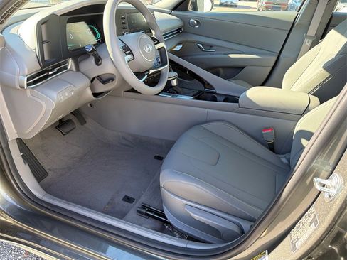New 2026 Hyundai Elantra Blue image 9