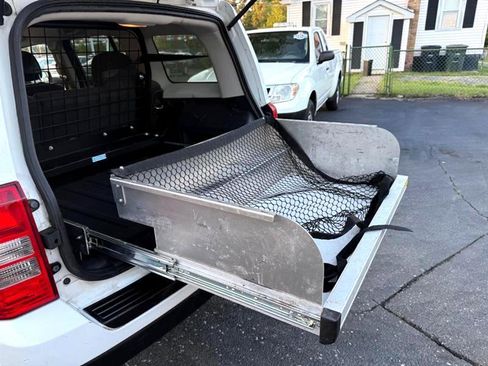 Used 2014 Jeep Patriot Sport image 23