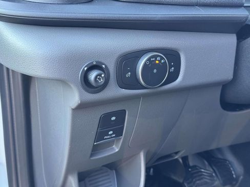 New 2026 Ford Transit 250 148 Medium Roof w/ Load Area Protection Package image 18