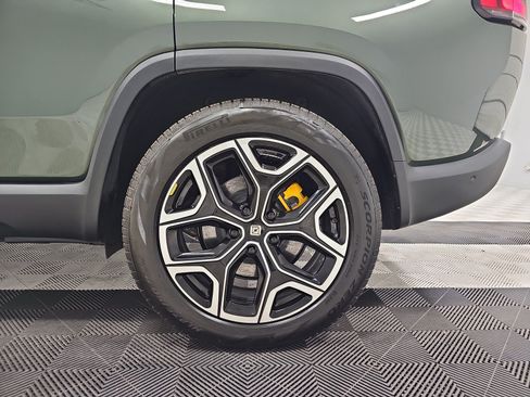 Used 2024 Rivian R1S Adventure AWD/4WD image 10