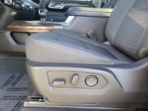 Used 2022 GMC Sierra 1500 Elevation image 12