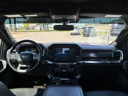 Used 2021 Ford F150 Lariat w/ Equipment Group 502A High AWD/4WD image 19