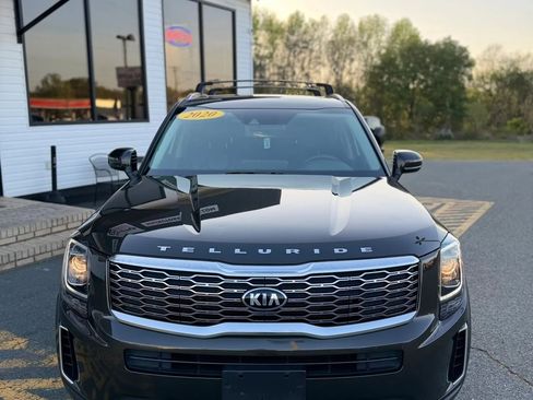 Used 2020 Kia Telluride S image 2