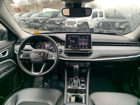 Used 2022 Jeep Compass Latitude w/ Sun and Sound Group image 34