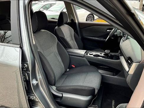 Certified 2023 Nissan Rogue SV AWD/4WD image 11