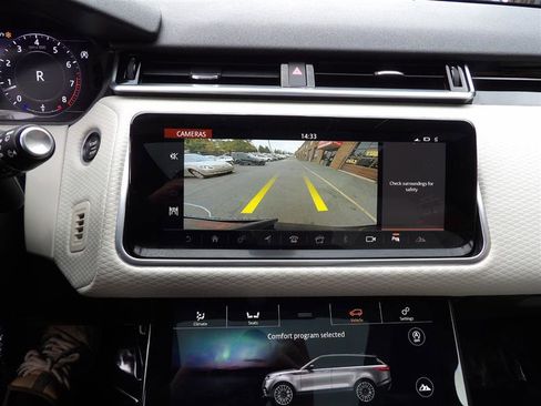 Used 2020 Land Rover Range Rover Velar R-Dynamic S image 26