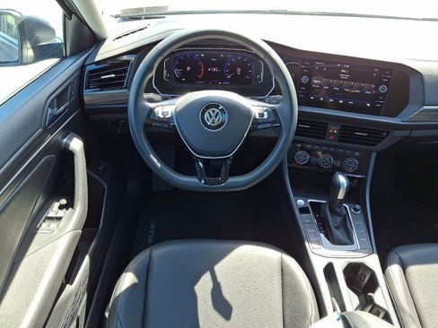 Used 2020 Volkswagen Jetta SEL FWD image 13