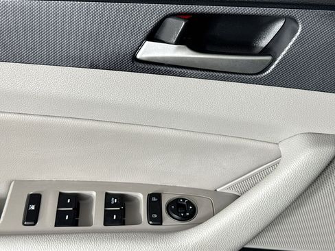 Used 2018 Hyundai Sonata SEL image 40