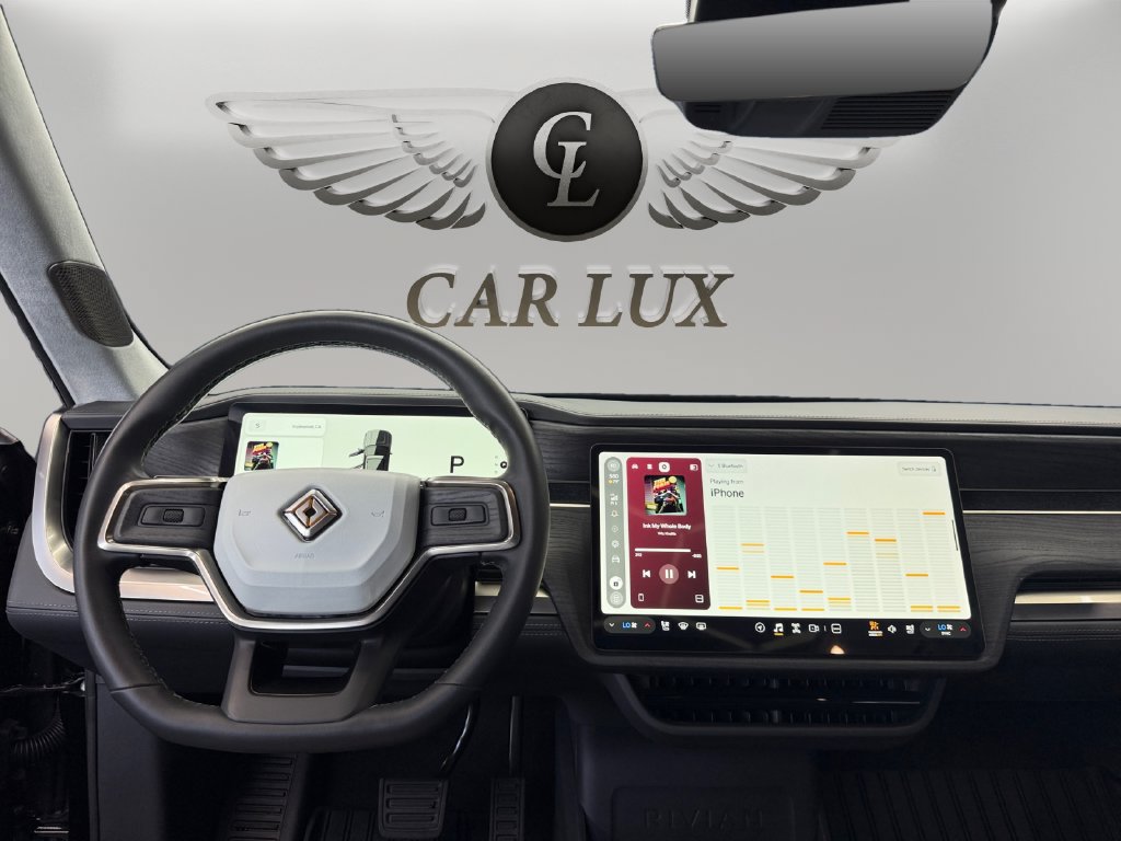 Used 2025 Rivian R1S Adventure Dual AWD/4WD image 10