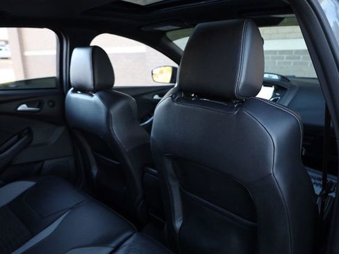 Used 2018 Ford Focus ST w/ Equipment Group 401A image 23