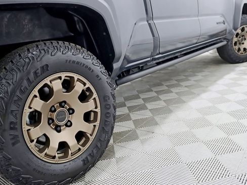 Used 2025 Toyota Tacoma 4x4 Double Cab Hybrid w/ Tow Tech Package image 12