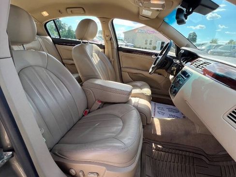 Used 2010 Buick Lucerne CXL FWD image 16