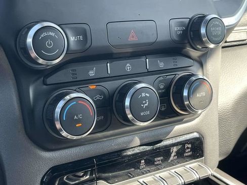 Used 2022 RAM 1500 Big Horn image 30