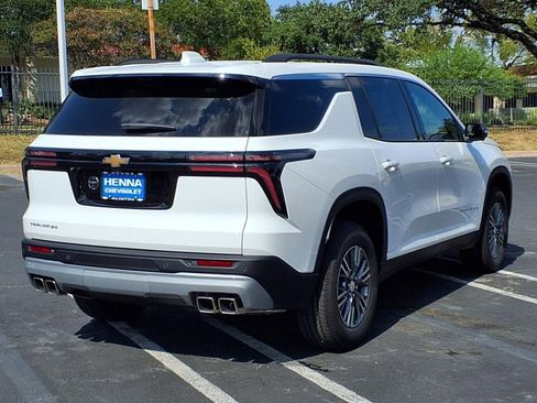 New 2026 Chevrolet Traverse LT w/ Driver Confidence Package image 4