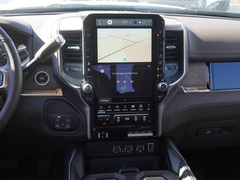 New 2025 RAM 2500 Limited image 15