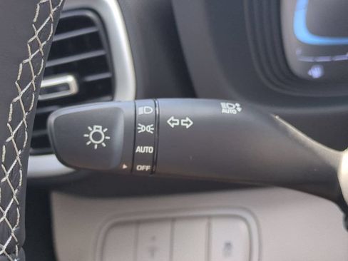 New 2026 Hyundai Venue SEL FWD image 30