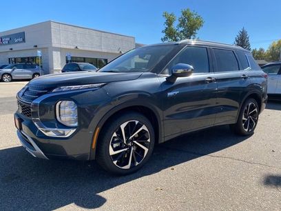 New 2025 Mitsubishi Outlander SEL