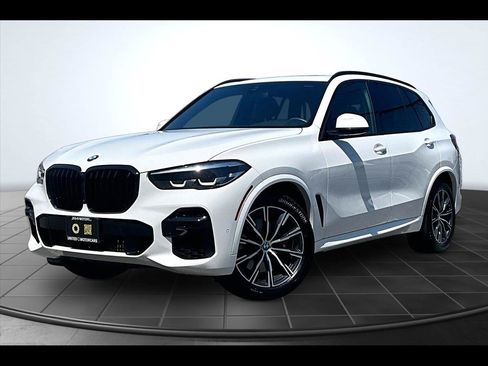 Used 2023 BMW X5 xDrive40i w/ M Sport Package AWD/4WD image 1