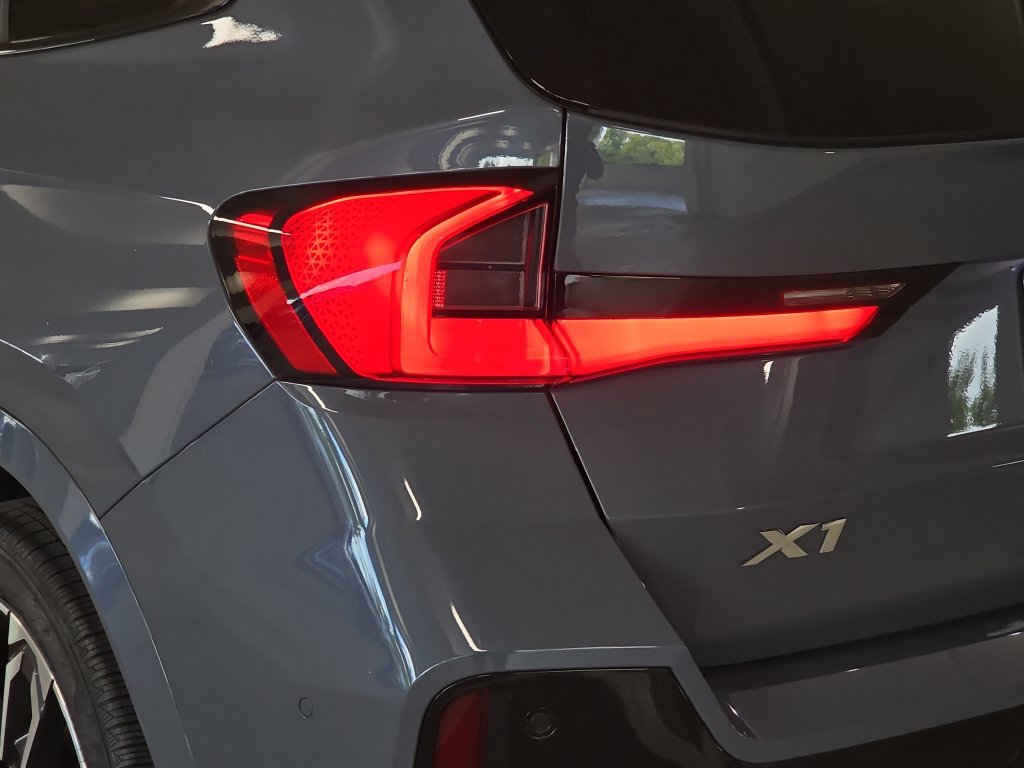 Certified 2023 BMW X1 xDrive28i w/ Premium Package AWD/4WD image 30