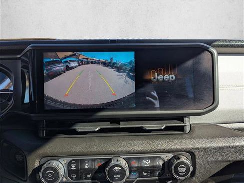 Used 2024 Jeep Wrangler Willys image 11