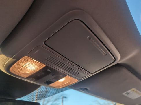 Used 2024 Honda Odyssey EX-L image 28