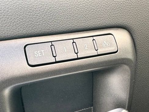 Used 2018 GMC Sierra 1500 Denali w/ Denali Ultimate Package AWD/4WD image 10