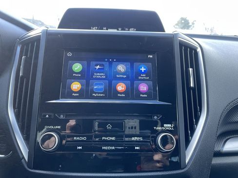 Used 2021 Subaru Forester Premium image 13