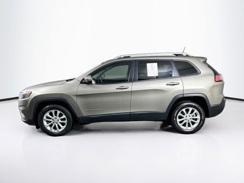 Used 2021 Jeep Cherokee Latitude FWD image 4