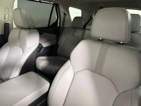 Used 2025 Honda Pilot Touring image 32